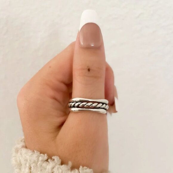 925 Sterling Silver Minimalist Ring Band Modern Geometric Ring Band - Picture 7 of 9